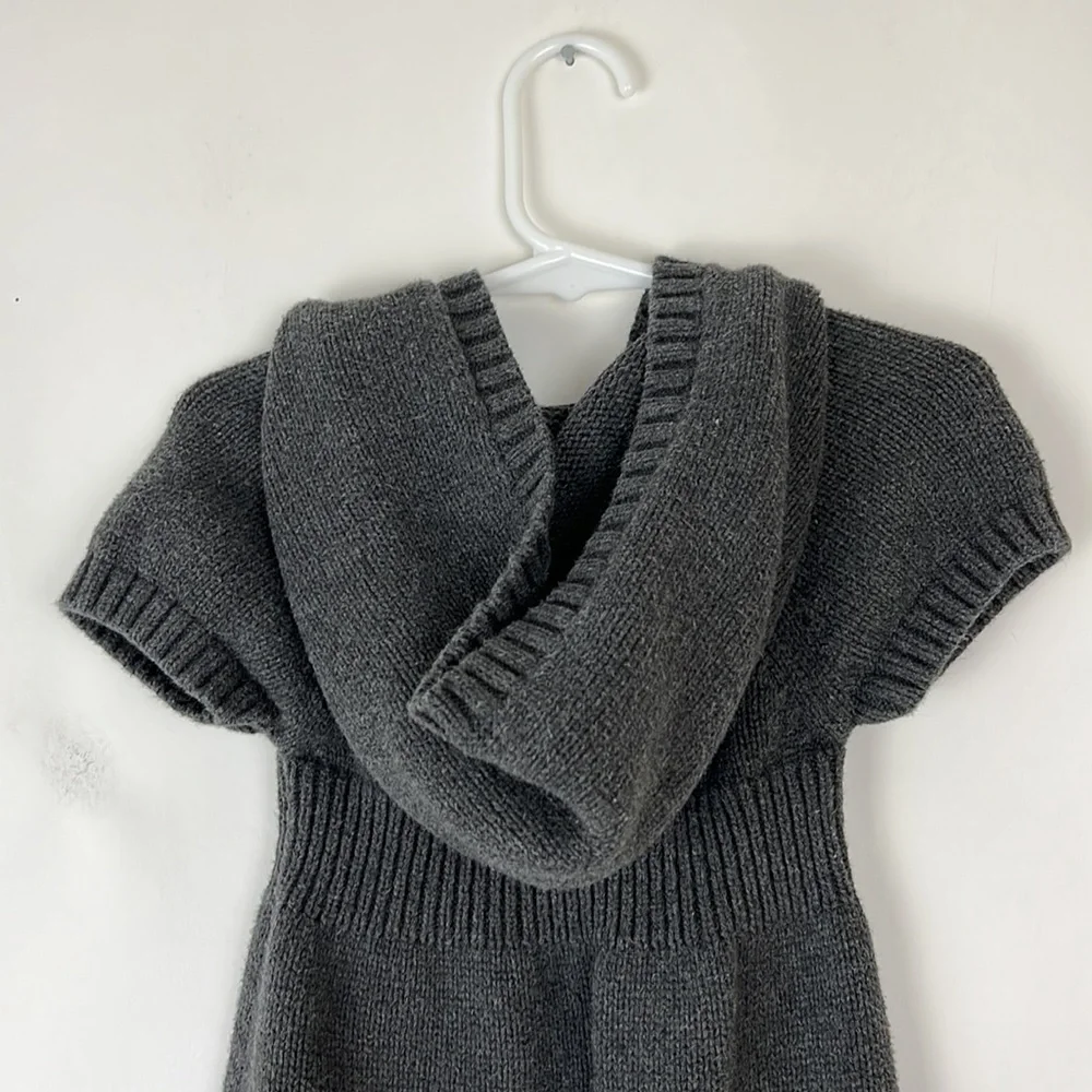 BABY GAP Sweater Dress hoodie shortsleeve in charcoal 4T
